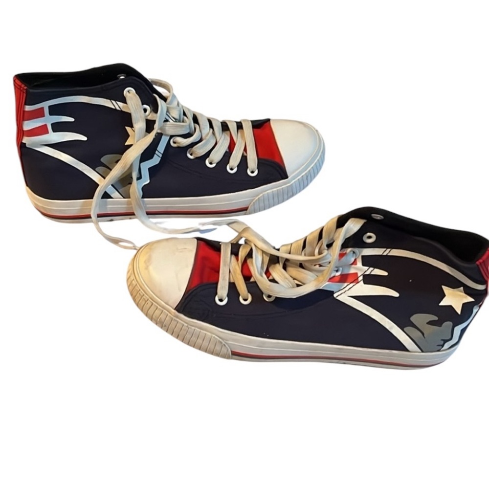 NFL New England Patriots sneakers women’s 10.5 men’s size 9 low top sneakers